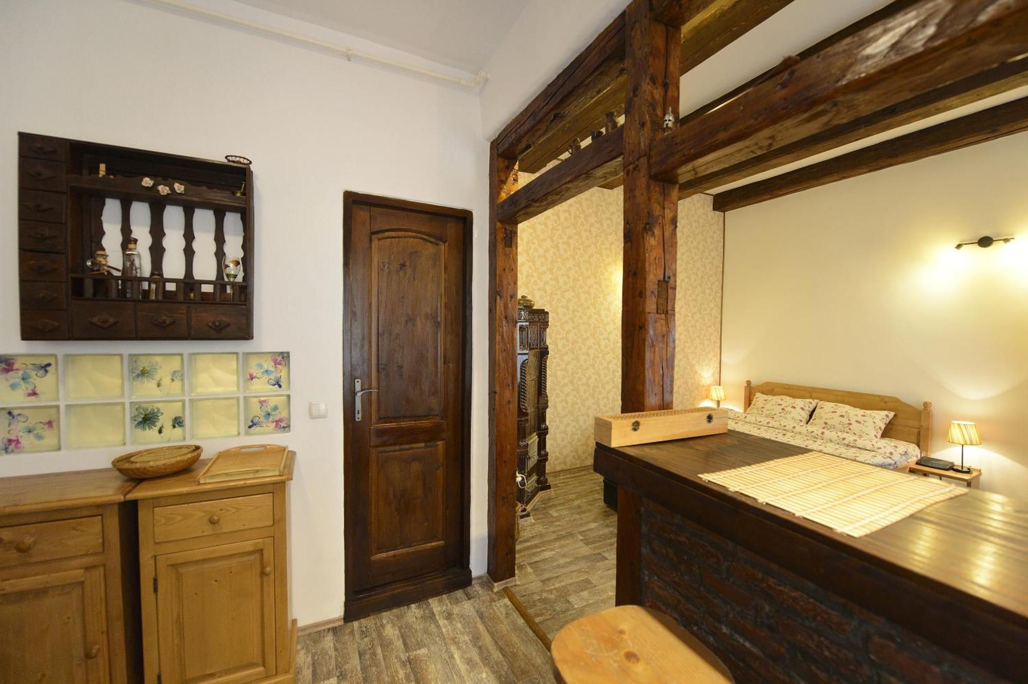 Kron Studio Kalista Brașov Zimmer foto